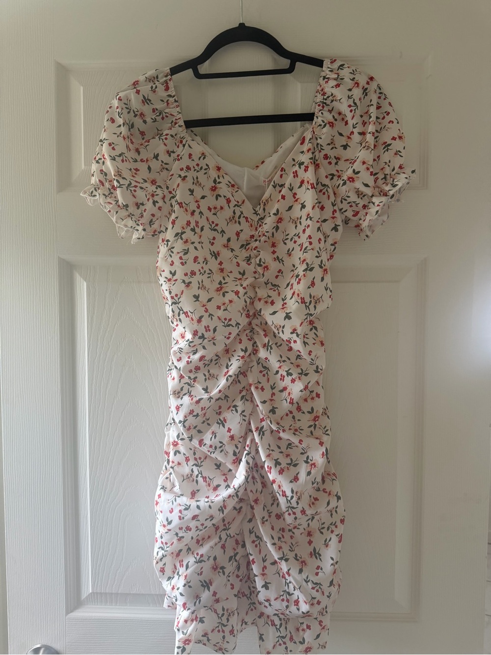 Women's Cream Floral Ruching Dress - Elegant Summer Style